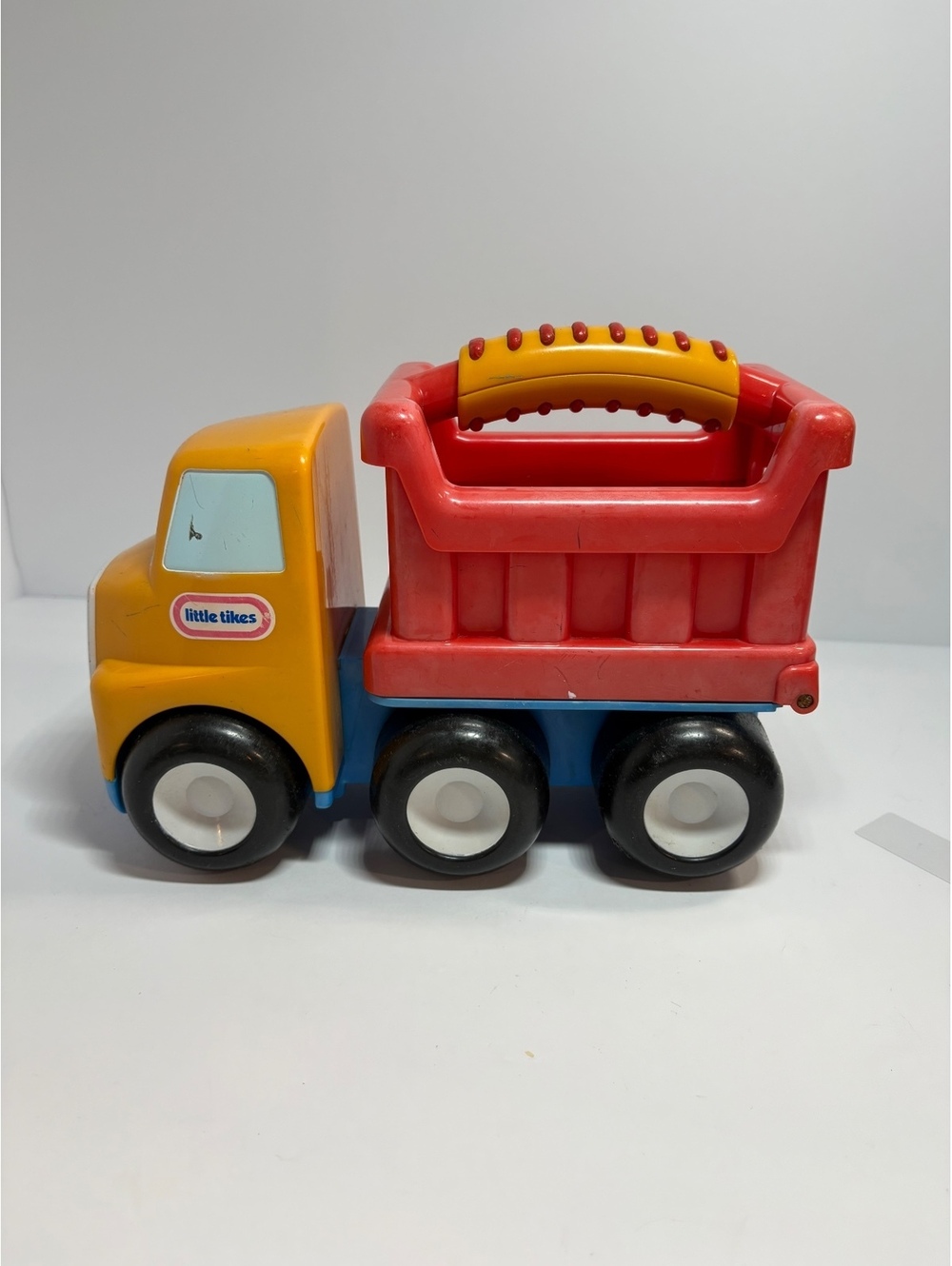 Little Tikes Large Toy Dump Truck Yellow Red Blue 6 Wheel Handle Kids Vehicle